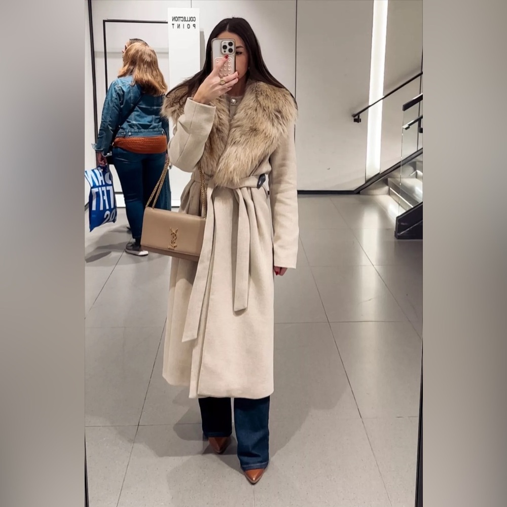 Zara Beige Fur-Trimmed Coat - Picture 7 of 16